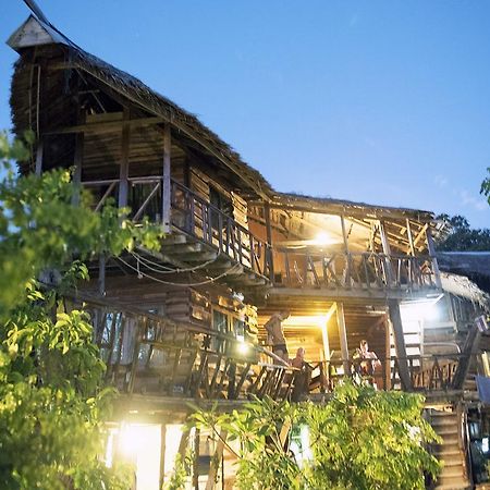 Sunflower Boathouse Phi Phi Don Exterior photo